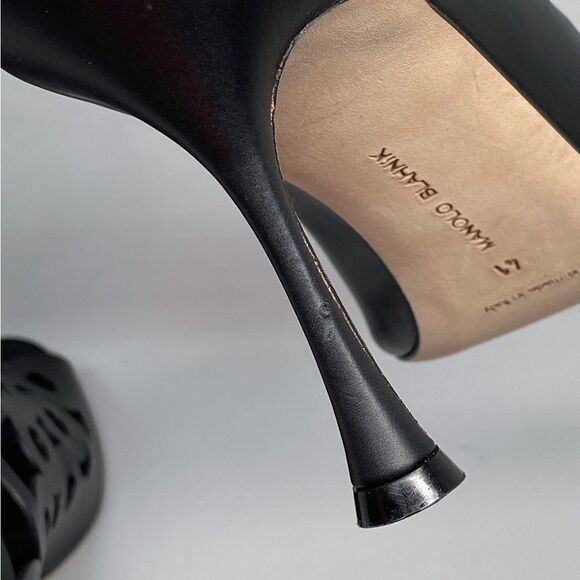 Manolo Blahnik Taralo 90MM Leather Booties size 41 - Picture 11 of 16